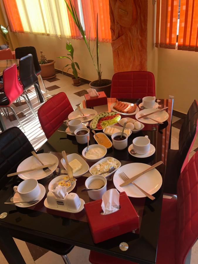 Flamenco Hotel Sisian Luaran gambar