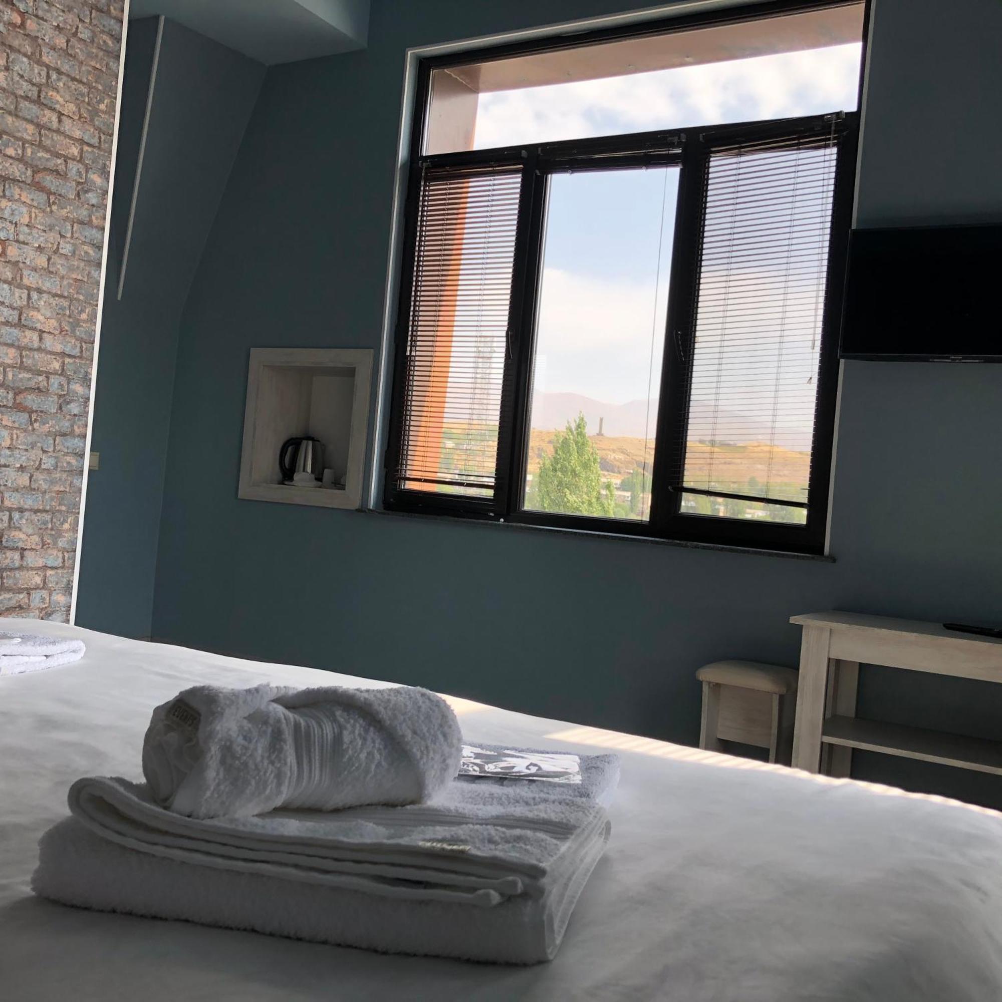Flamenco Hotel Sisian Luaran gambar